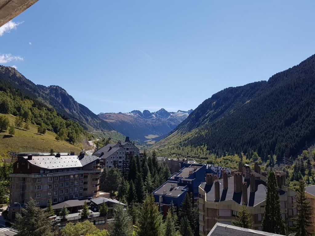 Ferienwohnung Apartamento Aguilera Naut Aran Exterior foto
